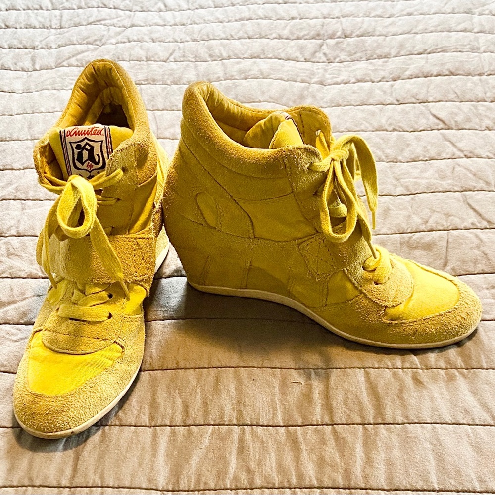 ASH limited Bowie yellow wedge sneaker size 6/37